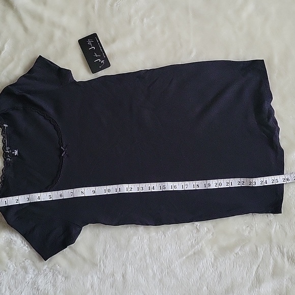NWT. J FOR JUSTIFY. Black Top. Size S. - Picture 8 of 11